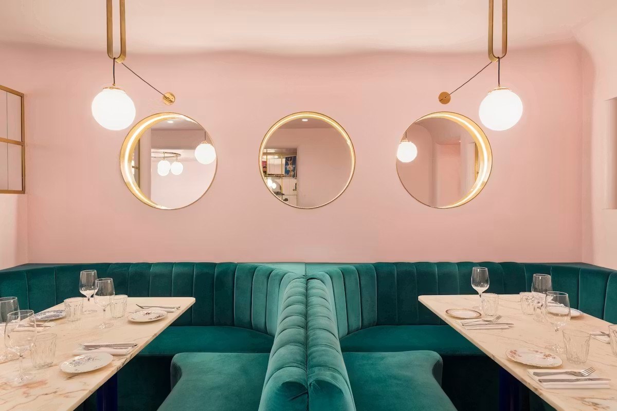 NAC, Mayfair